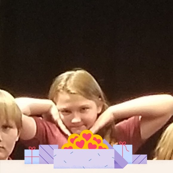 Meet your Posher, Tiffany - Picture 1 of 1